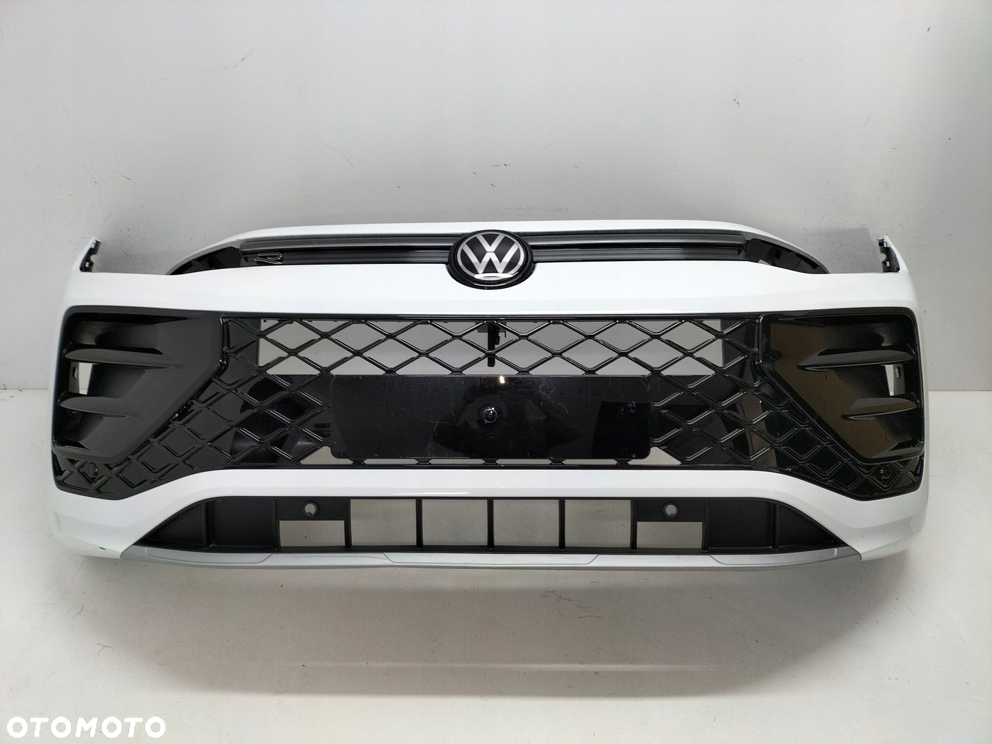 Zderzak przedni przód VW TAYRON 24- R-LINE - 2