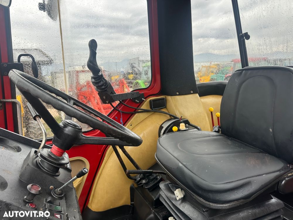 Case IH International 1056'XL - 5