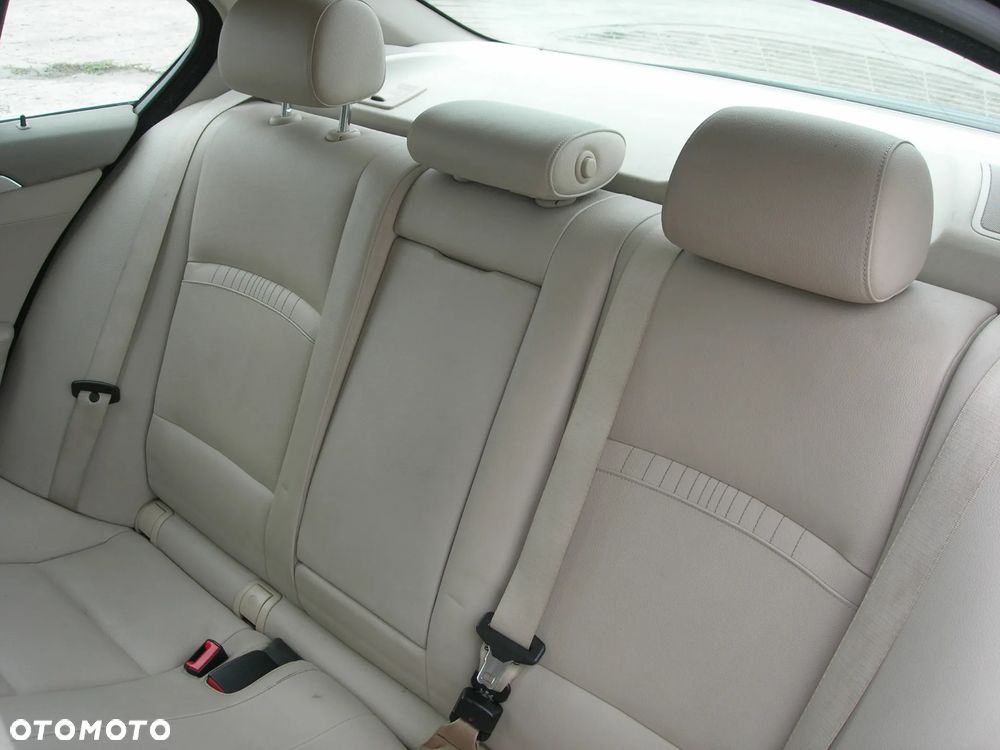 BMW Seria 5 525d xDrive Sport-Aut Luxury Line - 18
