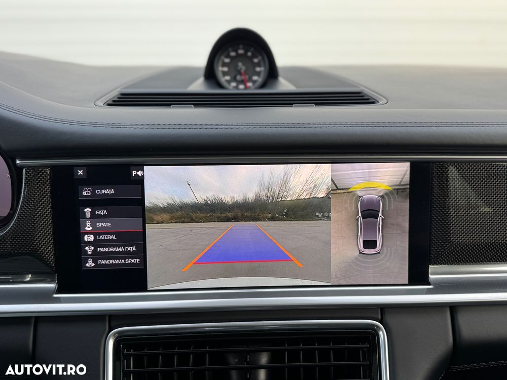 Porsche Panamera Turbo Executive - 25