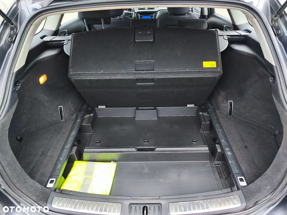 Toyota Avensis - 22