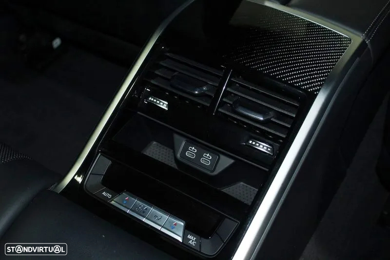 BMW 840 Gran Coupé d xDrive Pack M - 16