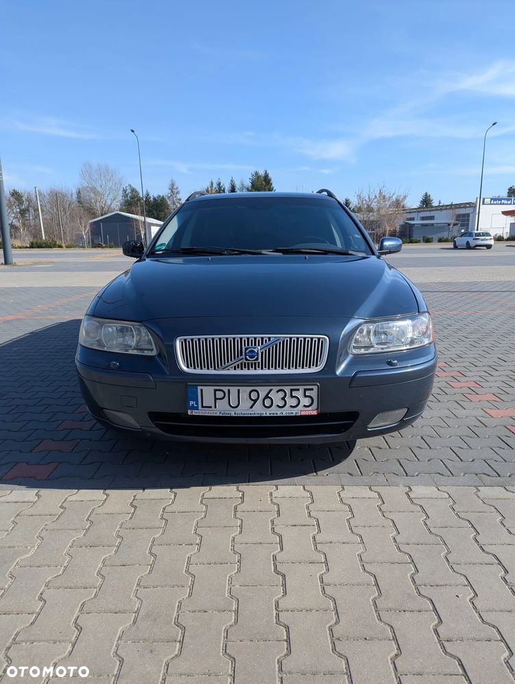 Volvo V70 2.4D5 Momentum - 2