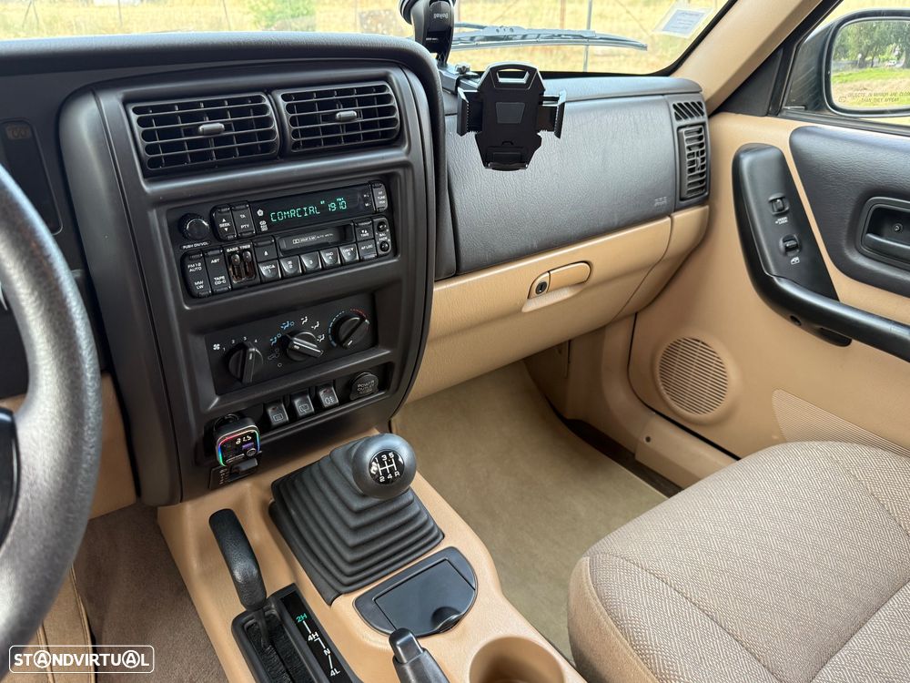 Jeep Cherokee 2.5 TD Sport - 14
