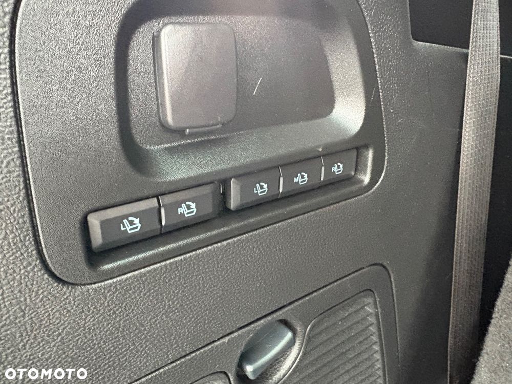 Ford S-Max 2.0 EcoBlue Titanium - 20