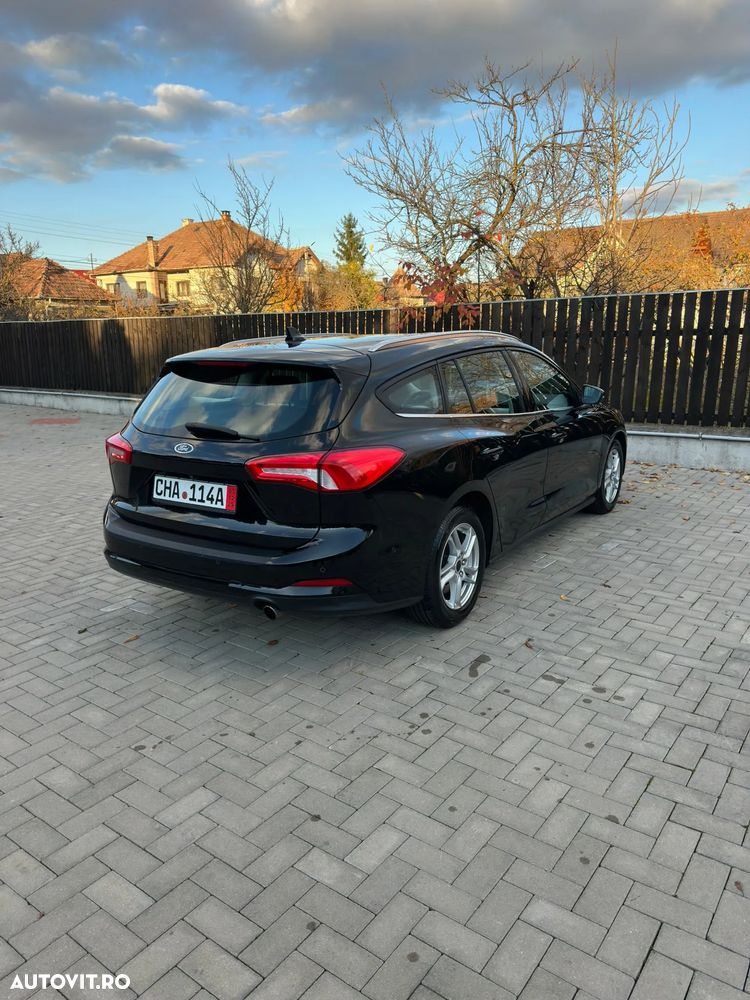 Ford Focus 1.5 EcoBlue Start-Stopp-System TITANIUM - 14