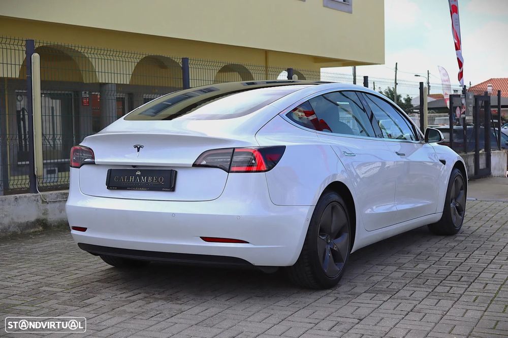 Tesla Model 3 Standard Range Plus RWD - 3