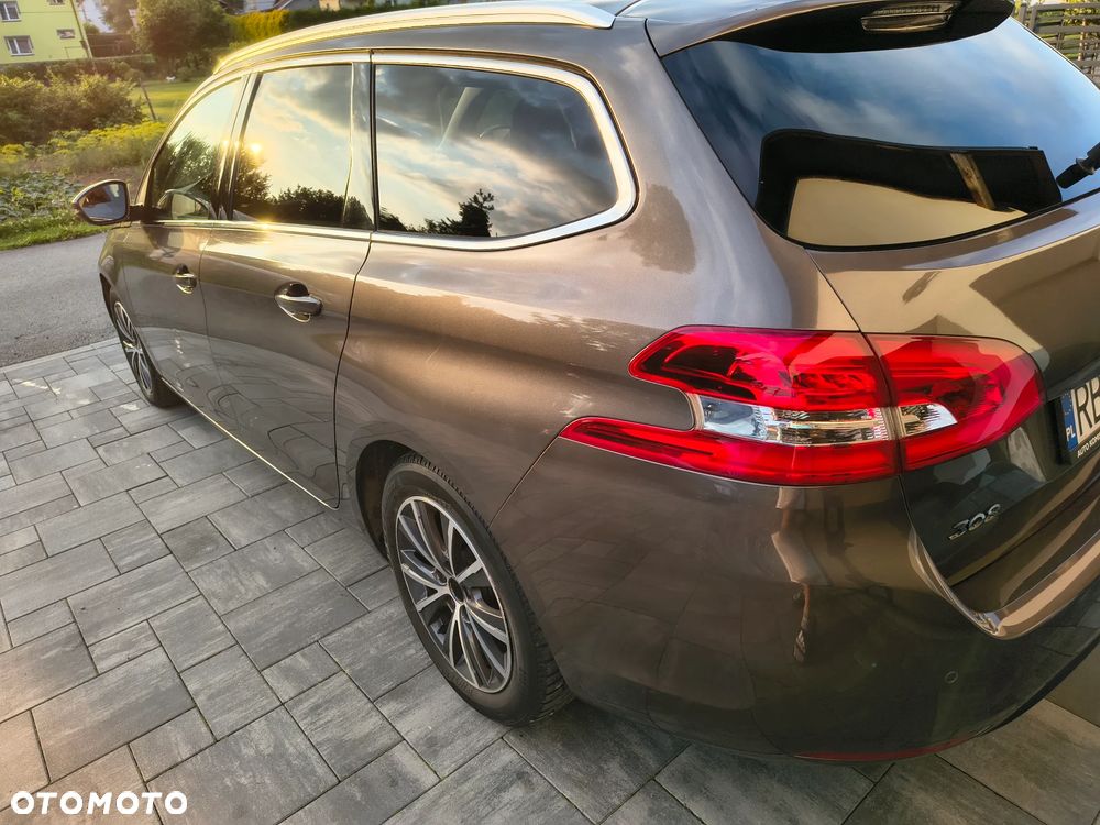 Peugeot 308 BlueHDi 150 Automatik Stop & Start Allure - 13