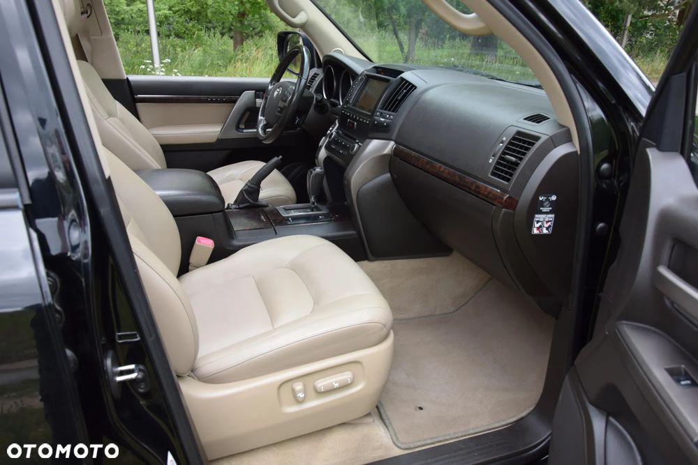 Toyota Land Cruiser LC 4.5 D-4D Sol - 7