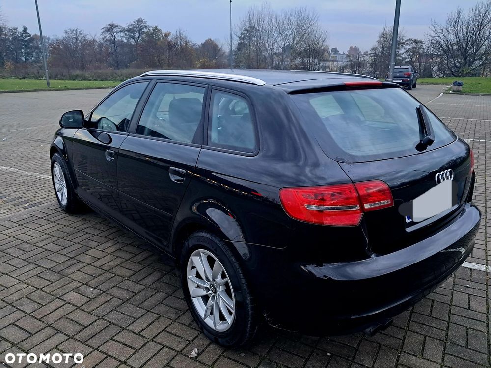 Audi A3 Sportback 2.0 TDI DPF Ambition - 6