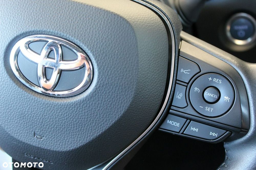 Toyota Corolla 1.8 Hybrid Comfort - 22