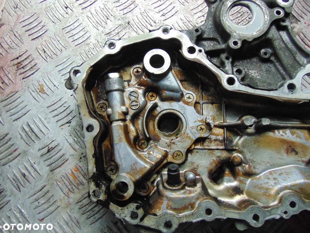 Obudowa rozrzadu toyota yaris 2 1,33 - 4