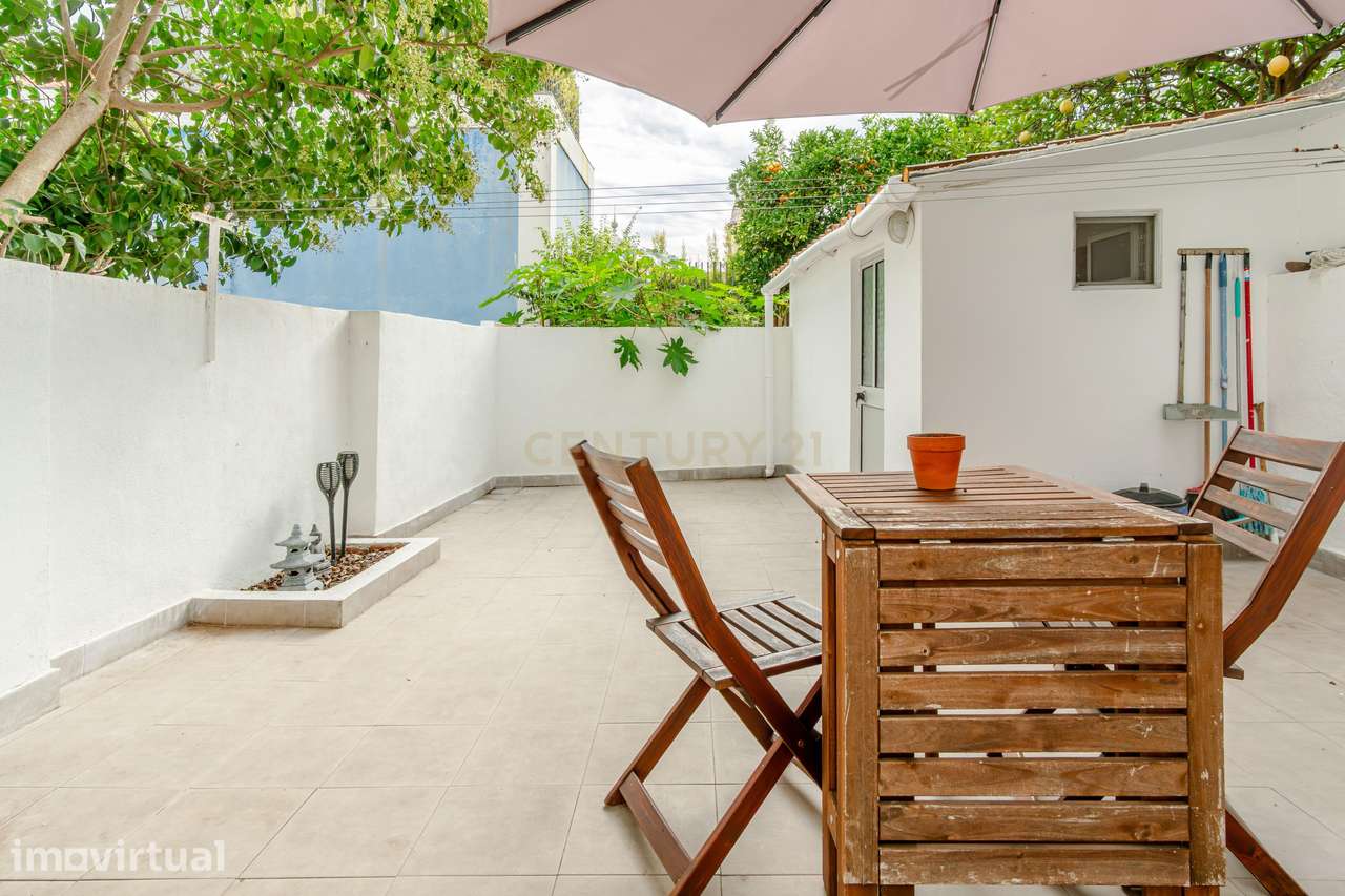 T1 Renovado com Terraço na Ajuda, Lisboa - Grande imagem: 2/27