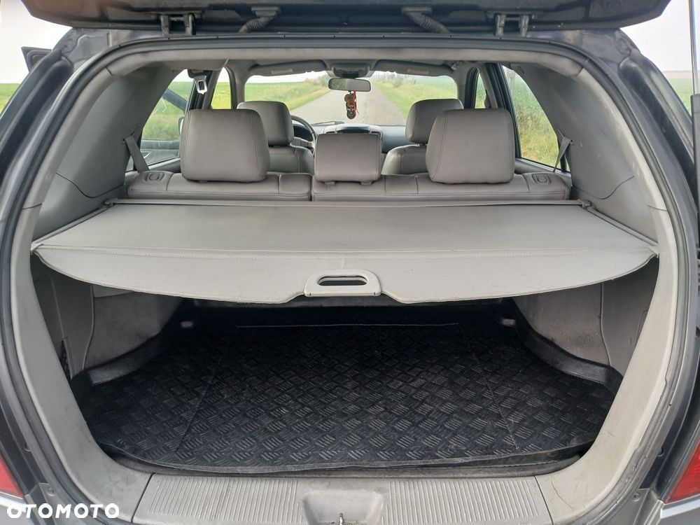 Kia Sorento - 10