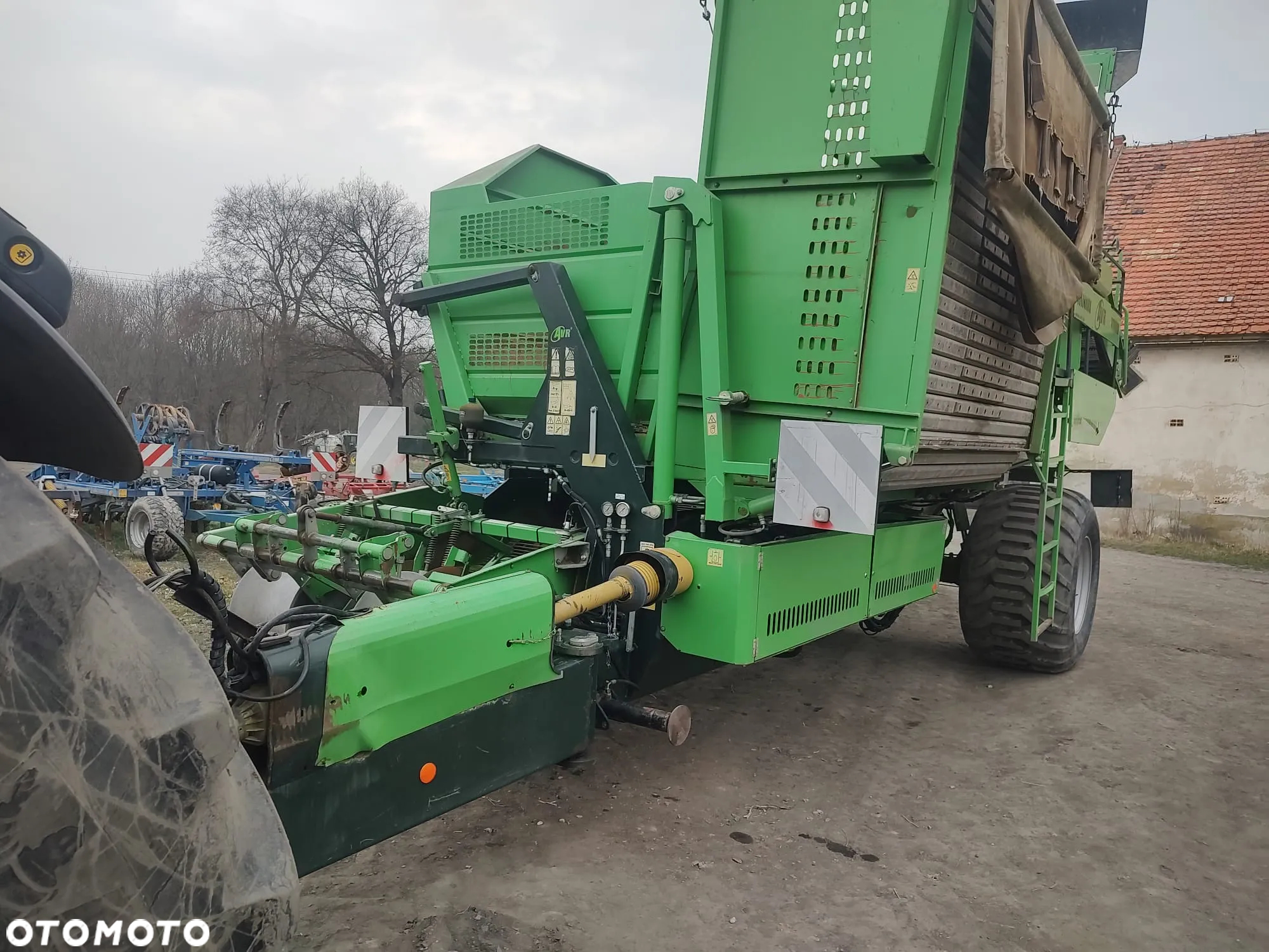 Inny AVR SPIRIT 8200 - 4