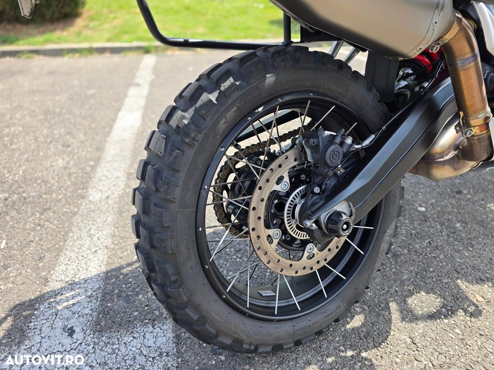 BMW F900GS Adventure - 12