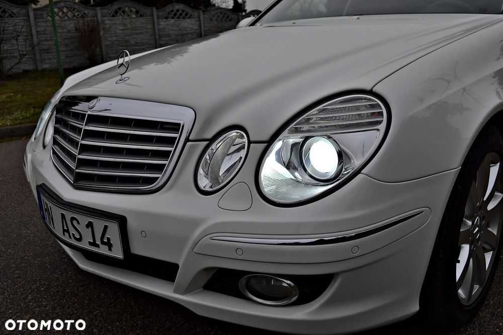 Mercedes-Benz Klasa E 200 Kompressor Automatik Elegance - 38