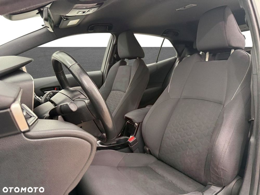 Toyota Corolla - 11