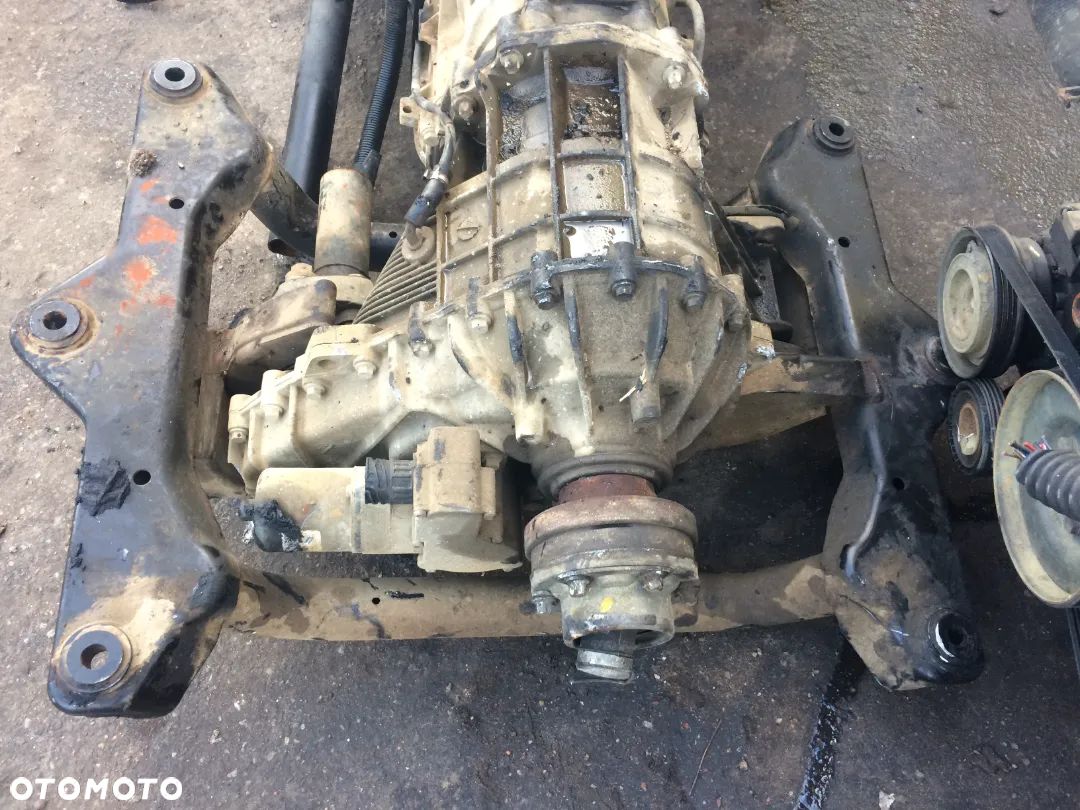 Reduktor skrzynia kątowa kompletna z silniczkiem RANGE ROVER L322 LM VOGUE - 1