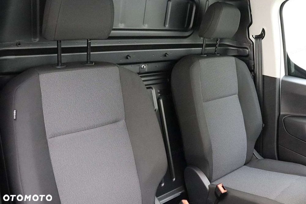 Opel Combo Van XL L2H1 EAT8 1.5 130KM - 8