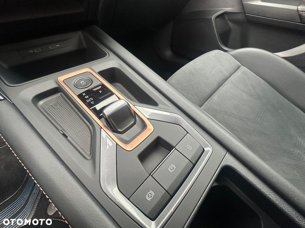 Cupra Formentor 2.0 TSI 4Drive DSG VZ Black Edition - 33