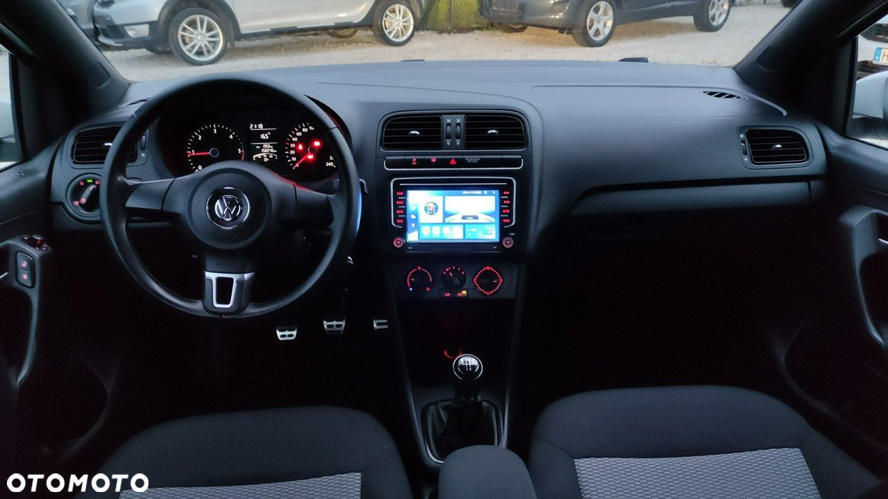 Volkswagen Polo - 6
