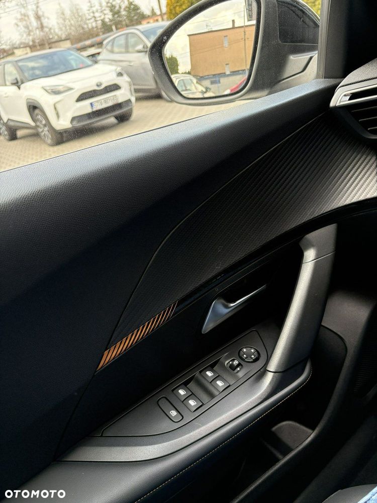 Peugeot 2008 BlueHDi 110 Allure - 27