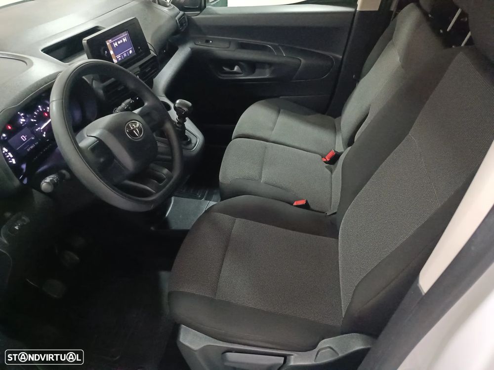 Toyota PROACE-CITY 1.5 D-4D L-1 - 11