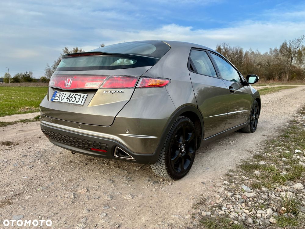 Honda Civic 1.8i-VTEC Sport - 7