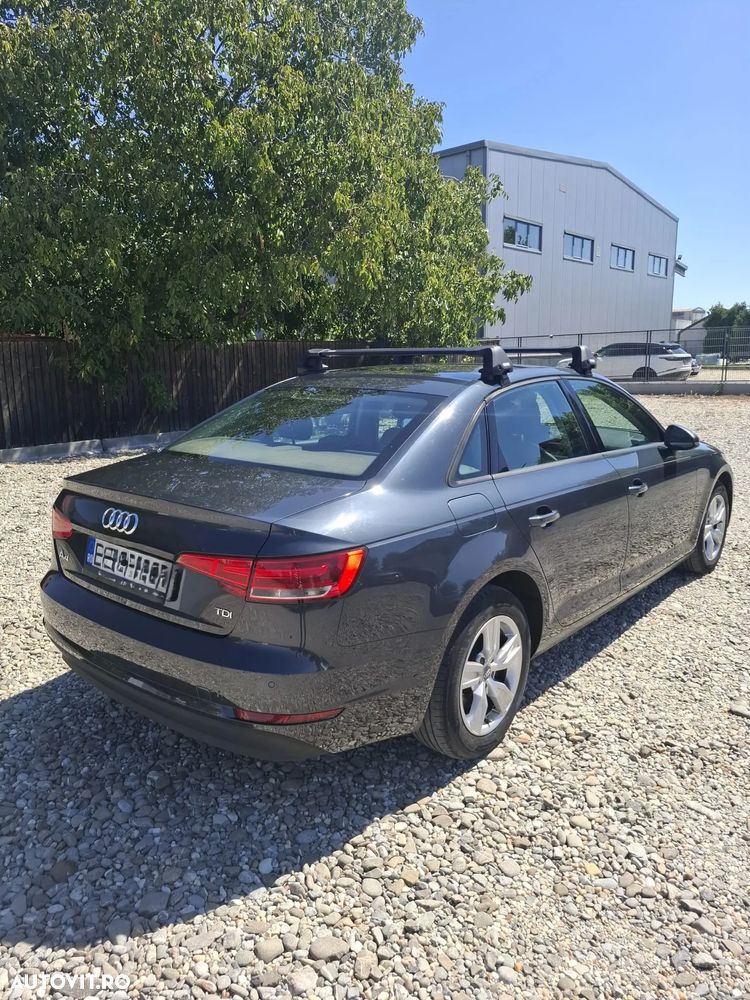 Audi A4 2.0 TDI S tronic - 9