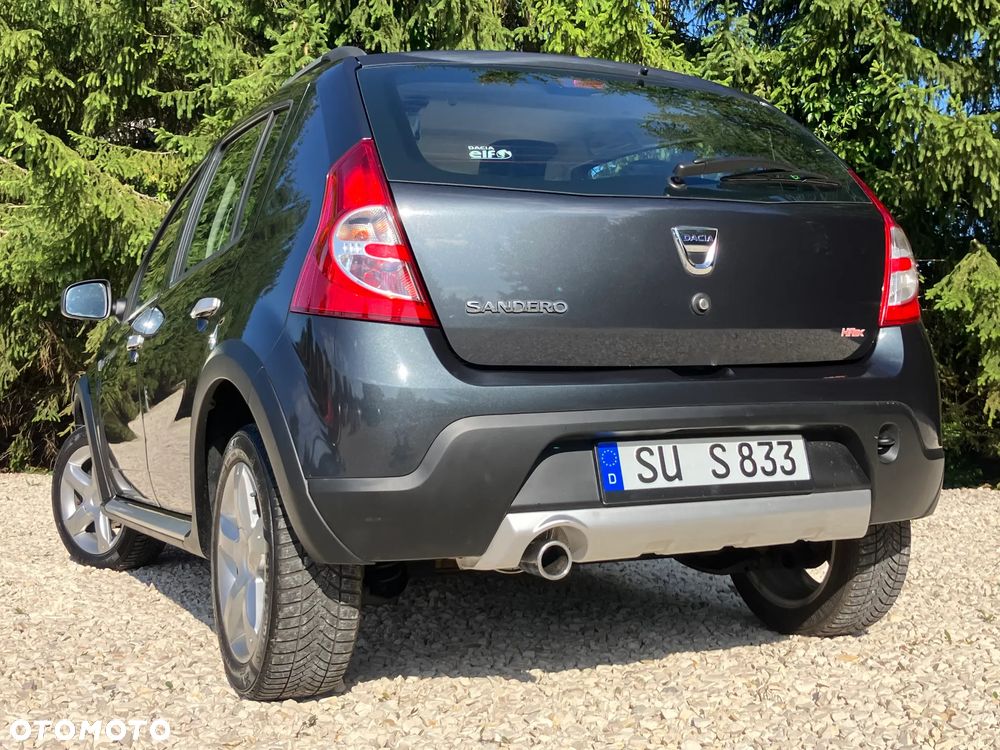 Dacia Sandero Stepway 1.6 - 7