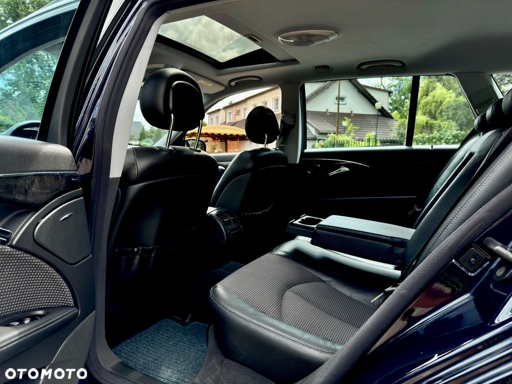 Mercedes-Benz Klasa E 240 4Matic Avantgarde - 11