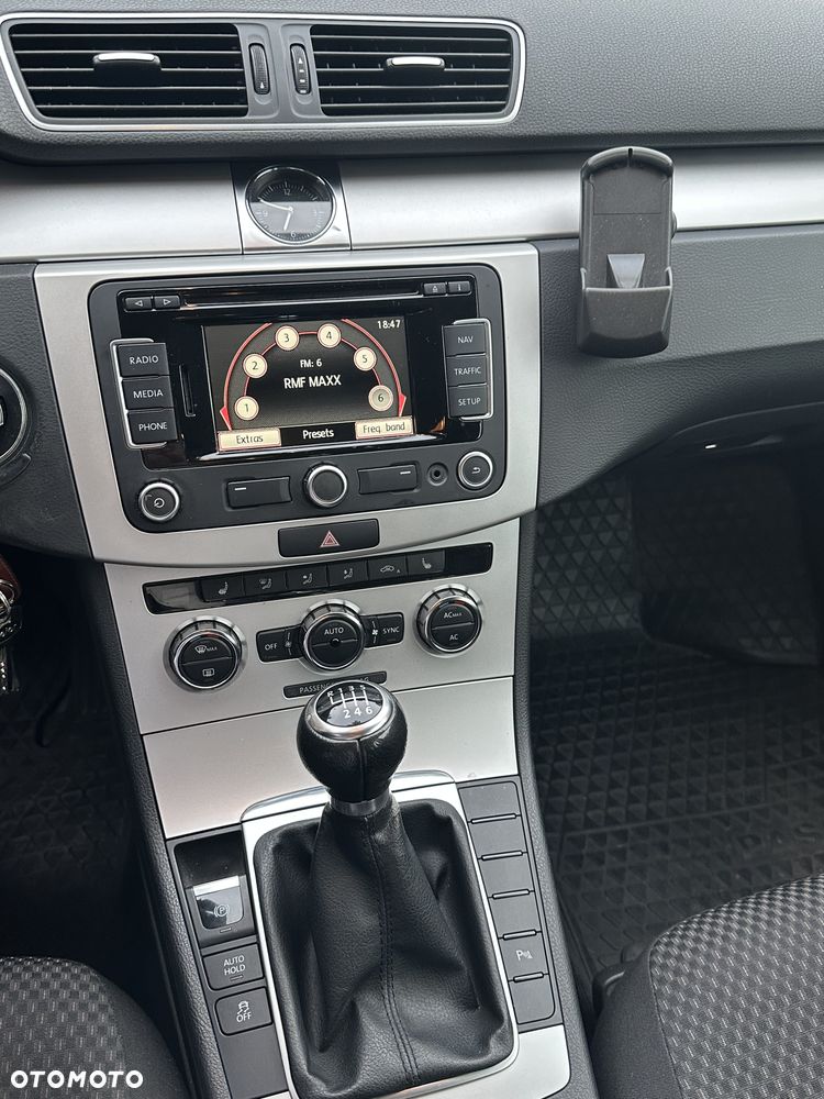 Volkswagen Passat 1.4 TSI BlueMotion Technology Exclusive - 15