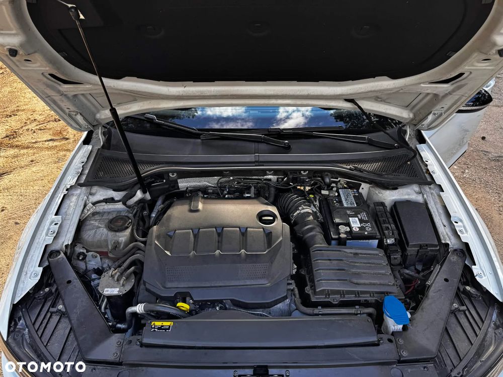 Volkswagen Passat 2.0 TDI EVO Business DSG - 23