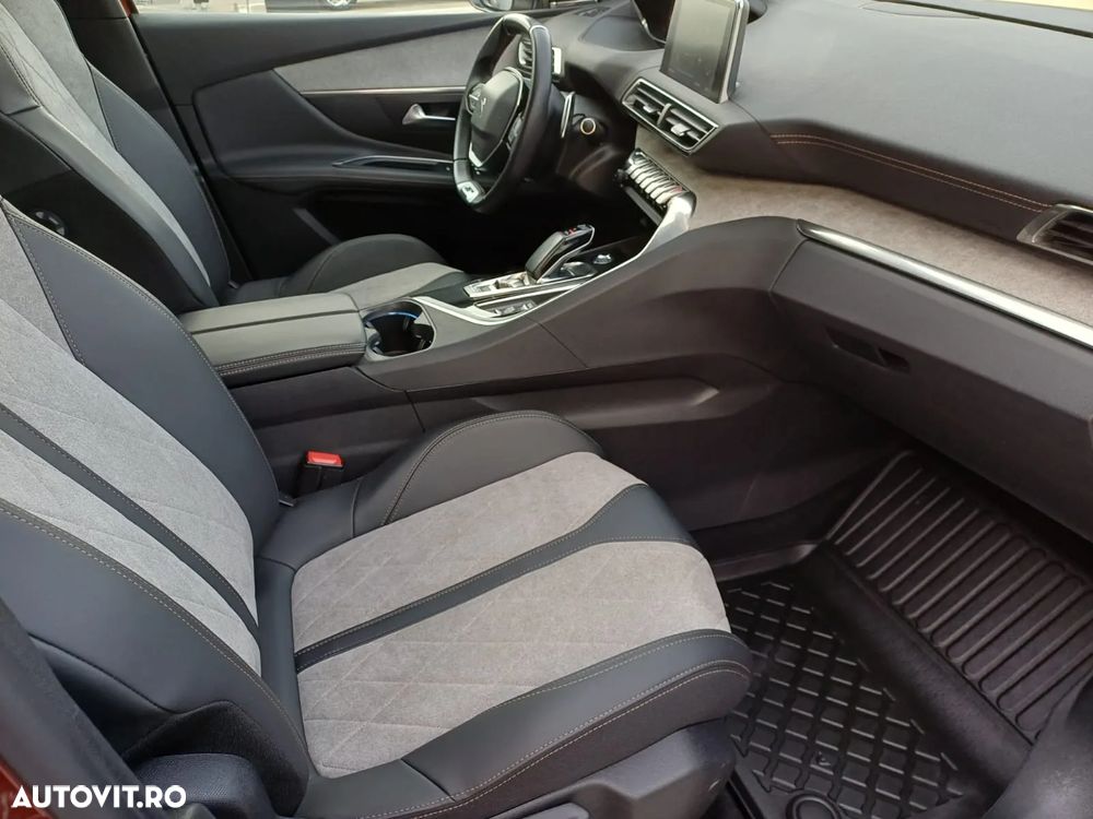 Peugeot 3008 PHEV 180 EAT8 Allure Pack - 11
