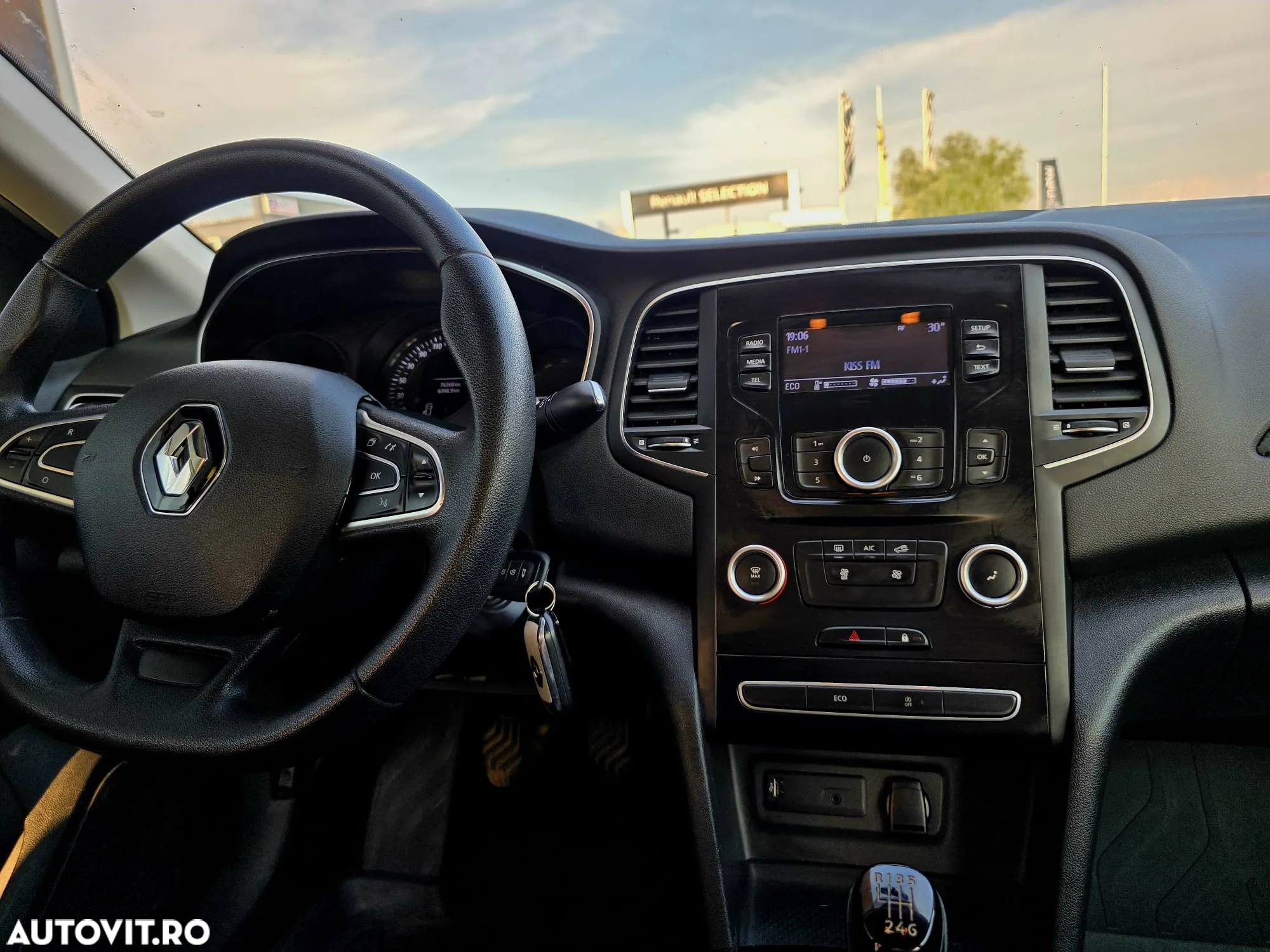 Renault Megane TCe 116 GPF Life - 8
