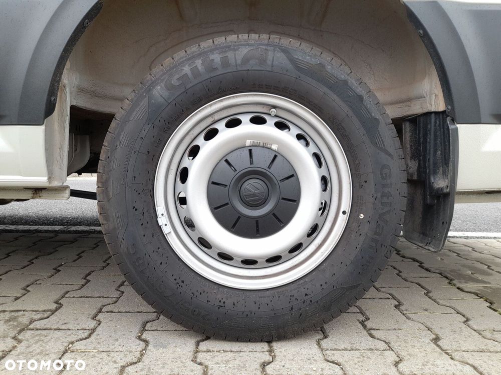 Volkswagen Crafter 35 furgon 177km Automat 3640 - 11