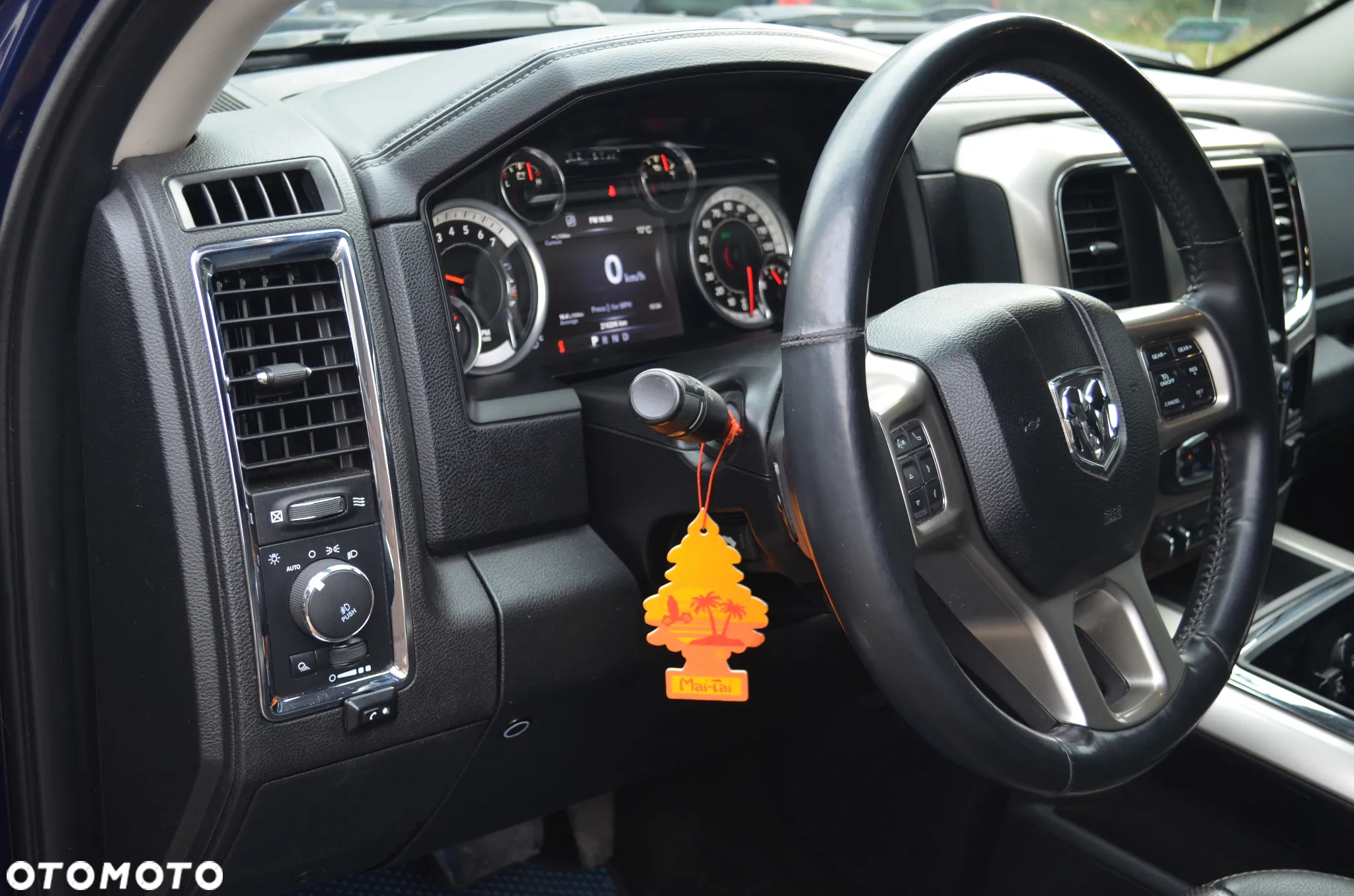 Dodge RAM 1500 5.7 4x4 - 15