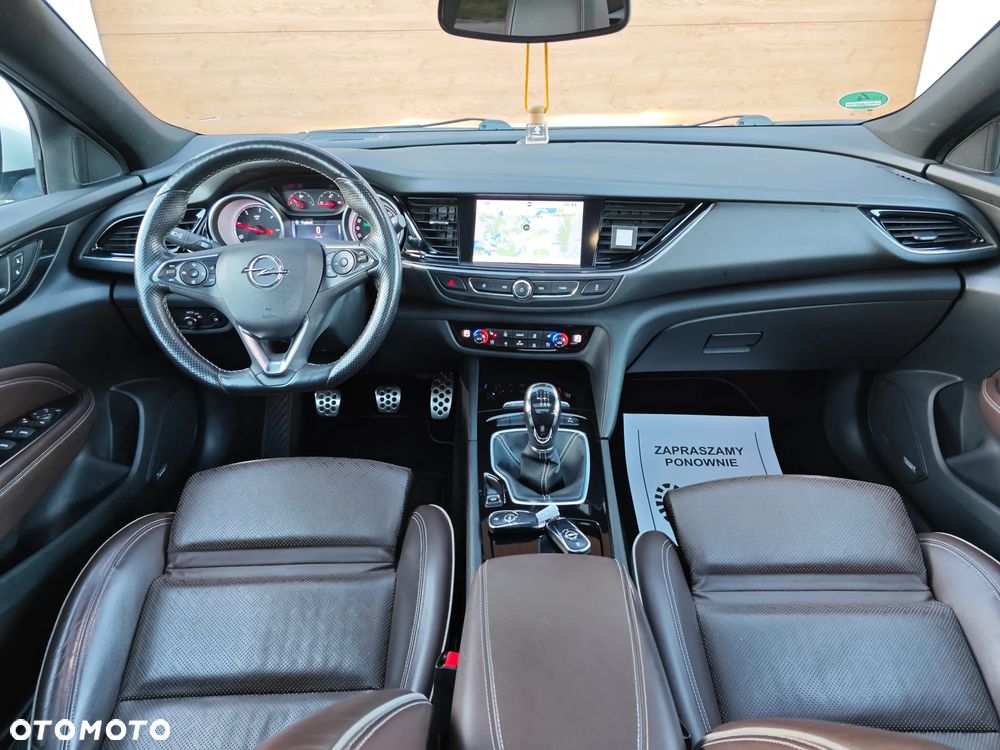 Opel Insignia - 18