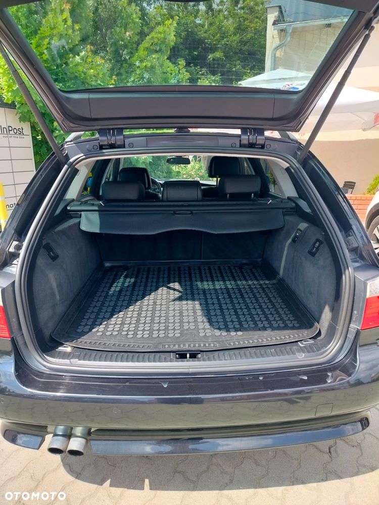 BMW Seria 5 525d - 6