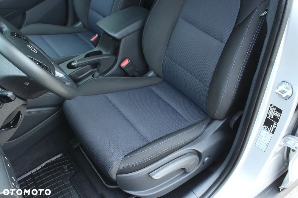 Hyundai Tucson blue 1.7 CRDi 2WD Style - 27