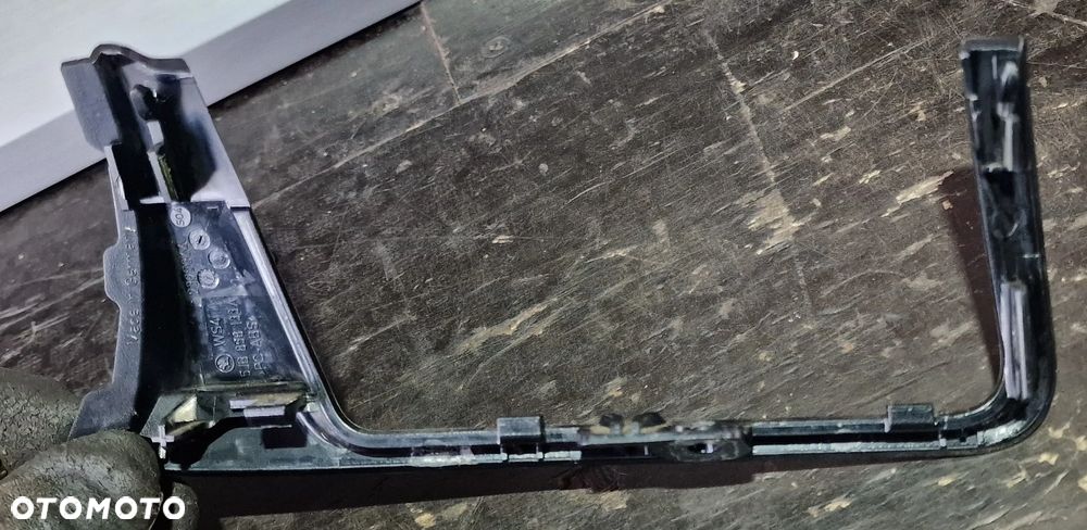 DEKORY LISTWY OZDOBNE KONSOLI 5JB858133A 5JB858134 SEAT TOLEDO IV - 6