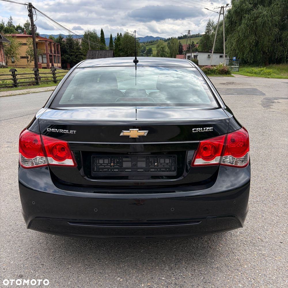 Chevrolet Cruze 1.6 LT+ - 19