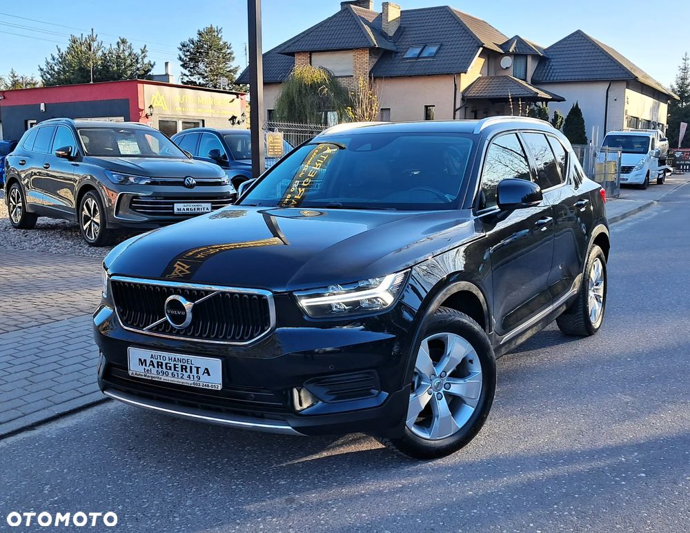 Volvo XC 40 T4 Momentum - 1