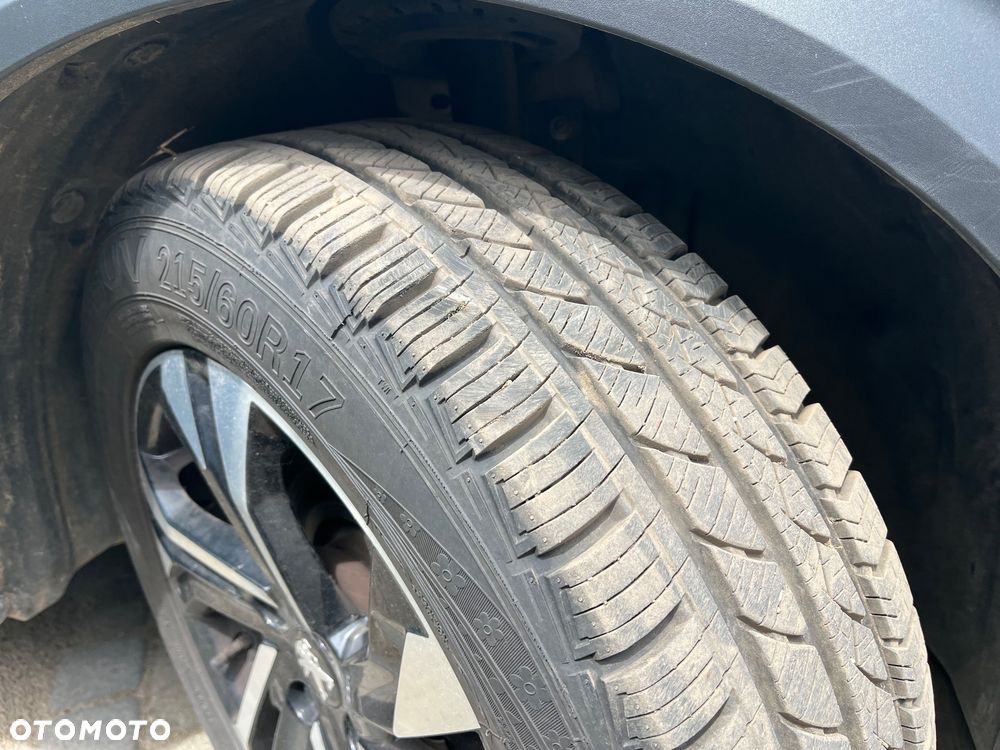 Peugeot 2008 1.5 BlueHDi GT Line S&S EAT8 - 33