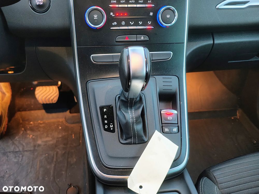 Renault Scenic 1.7 Blue dCi Intens EDC - 19