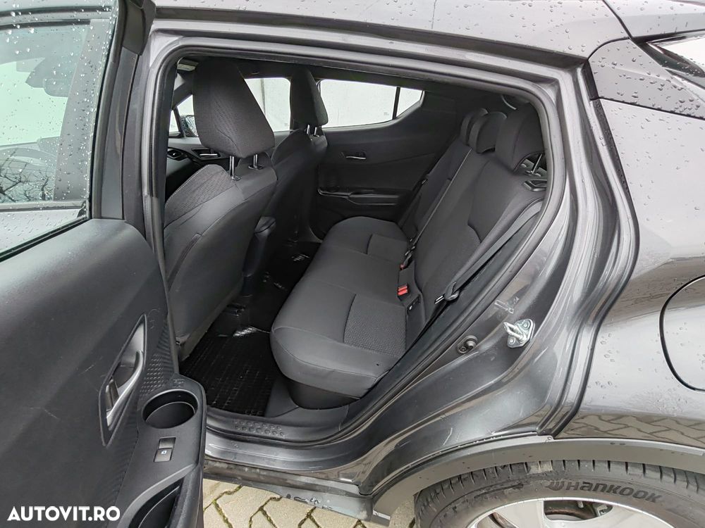 Toyota C-HR - 6