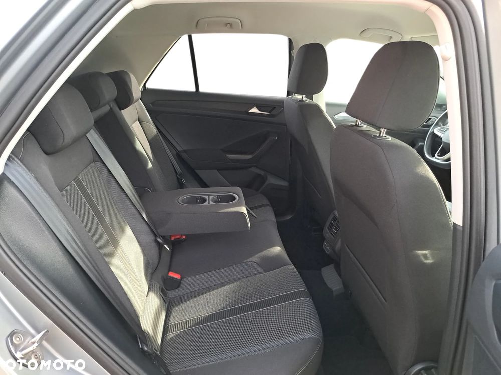 Volkswagen T-Roc - 27