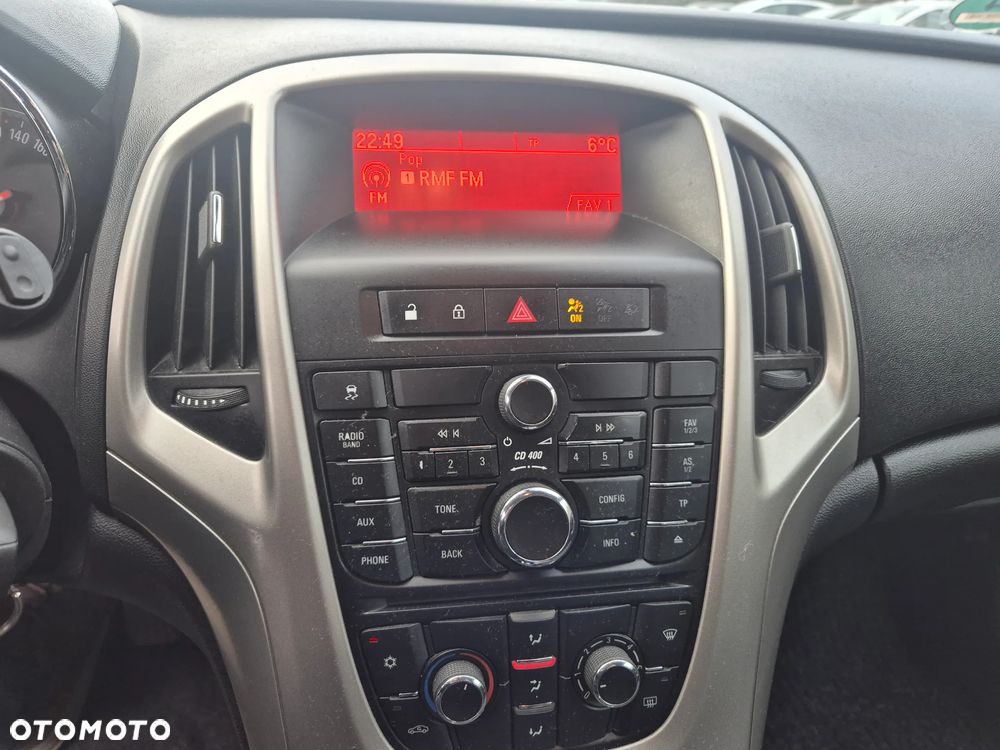 Opel Astra 1.4 ecoFLEX - 11