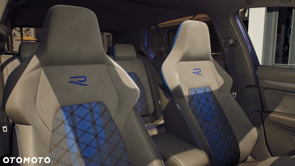 Volkswagen Golf - 12
